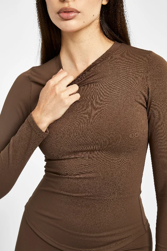 base-sculpting-long-sleeve-top-truffle