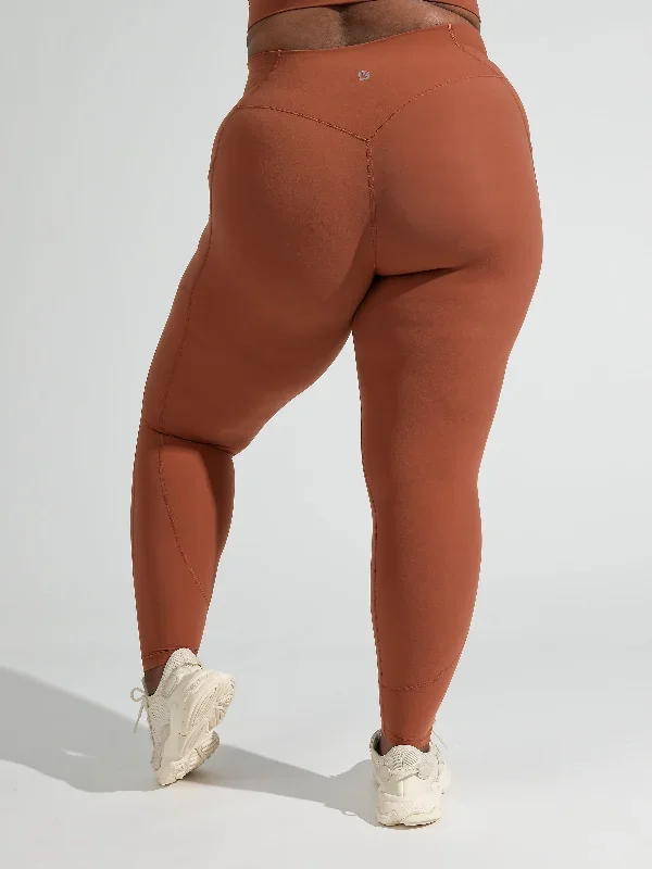 contour-pocket-legging-brady-brown