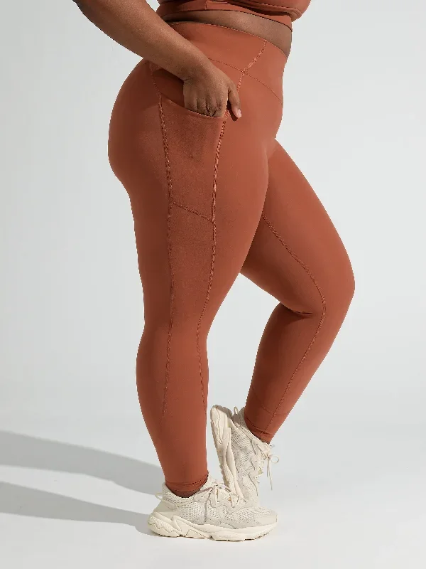 contour-pocket-legging-brady-brown