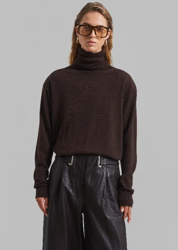 ines-thin-padded-turtleneck-brown