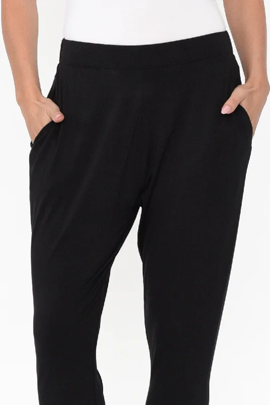 laina-black-bamboo-cropped-pants