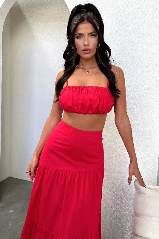 lateisha-crop-red-1