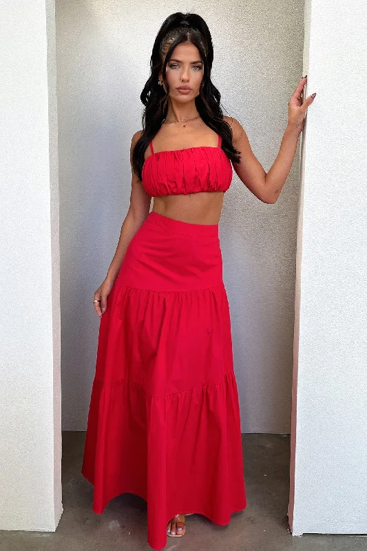 lateisha-crop-red-1