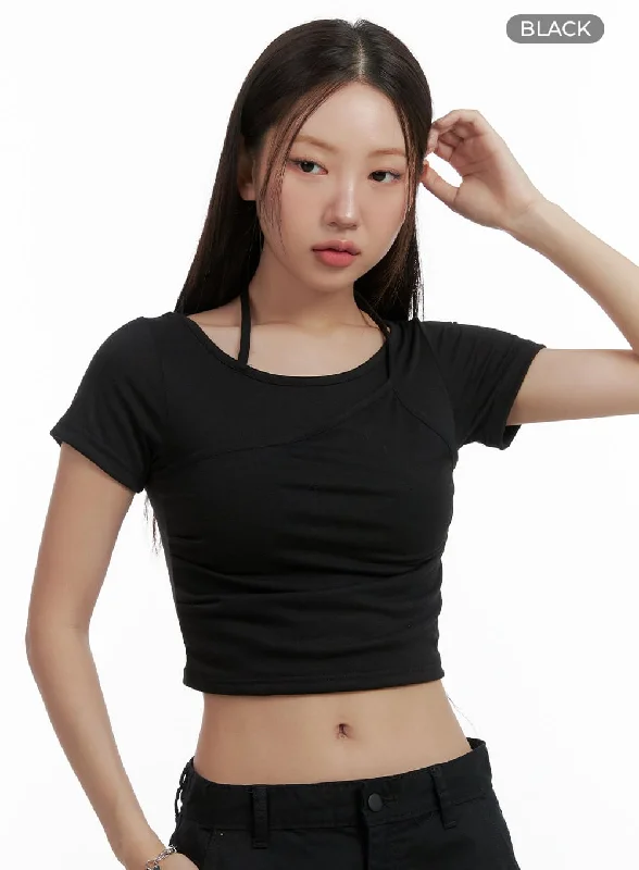 layered-halter-neck-crop-top-ol401