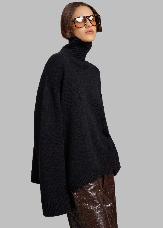 rhea-trapeze-turtleneck-black