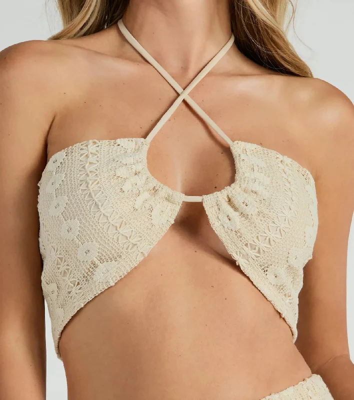 sunshine-livin-halter-crochet-crop-top-060032492014